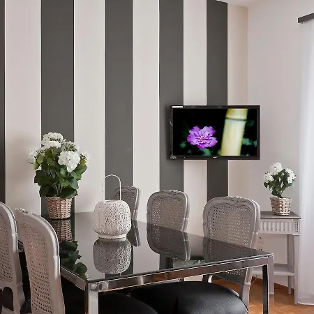 Apartment By Interhome *